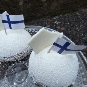 Mascarpone-mustikkaleivos l,g